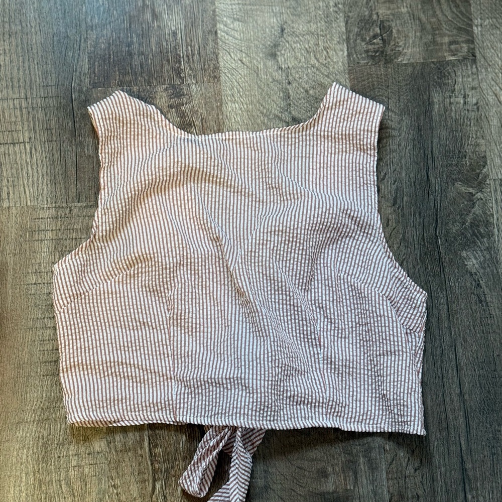 Striped Sleeveless Crop Top